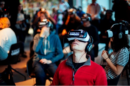 虚拟现实影院内部究竟是怎样一番景象？