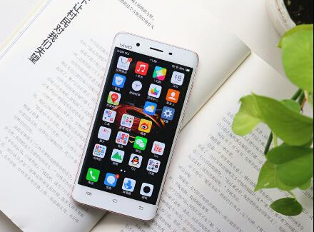 vivo Xplay5旗舰版