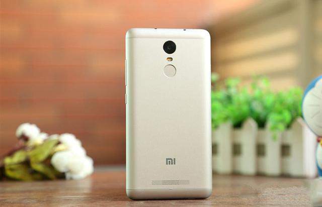 360手机N4、魅族魅蓝/红米Note3、乐视2测评：热门手机大盘点