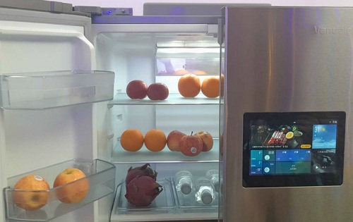 阿里巴巴与美的集团达成战略合作 发布智能冰箱OS集智