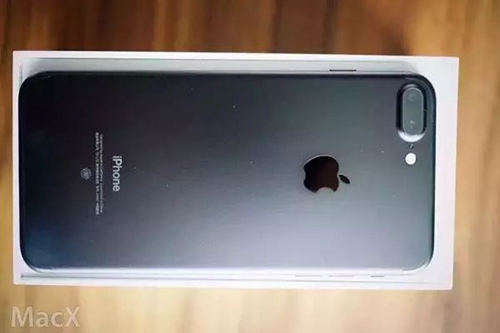 iPhone7五色机型开箱图赏：苹果7亮黑色果然最受欢迎