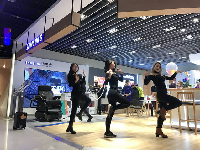 苏宁实体店变身“游乐场”:购物与娱乐双轮驱动