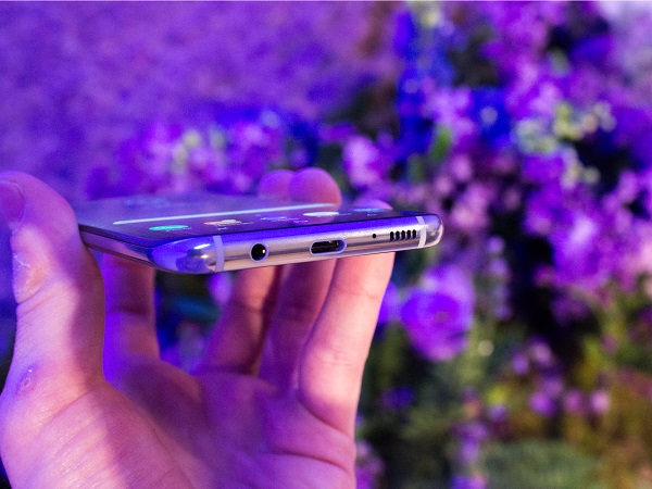三星Galaxy S8、S8 Plus正式亮相：这或许是最全面的解读