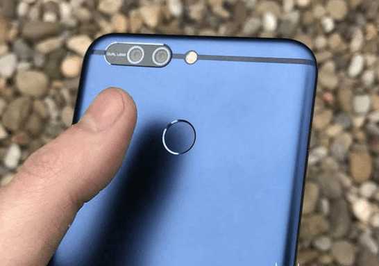 华为发布荣耀8 Pro 搭载麒麟960处理器主打游戏及VR