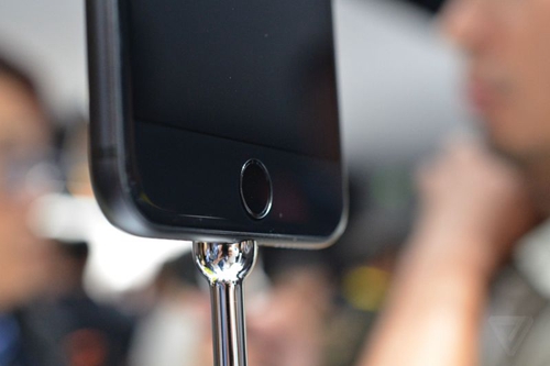 iPhone7上手测评:苹果7果然还是黑色最好看